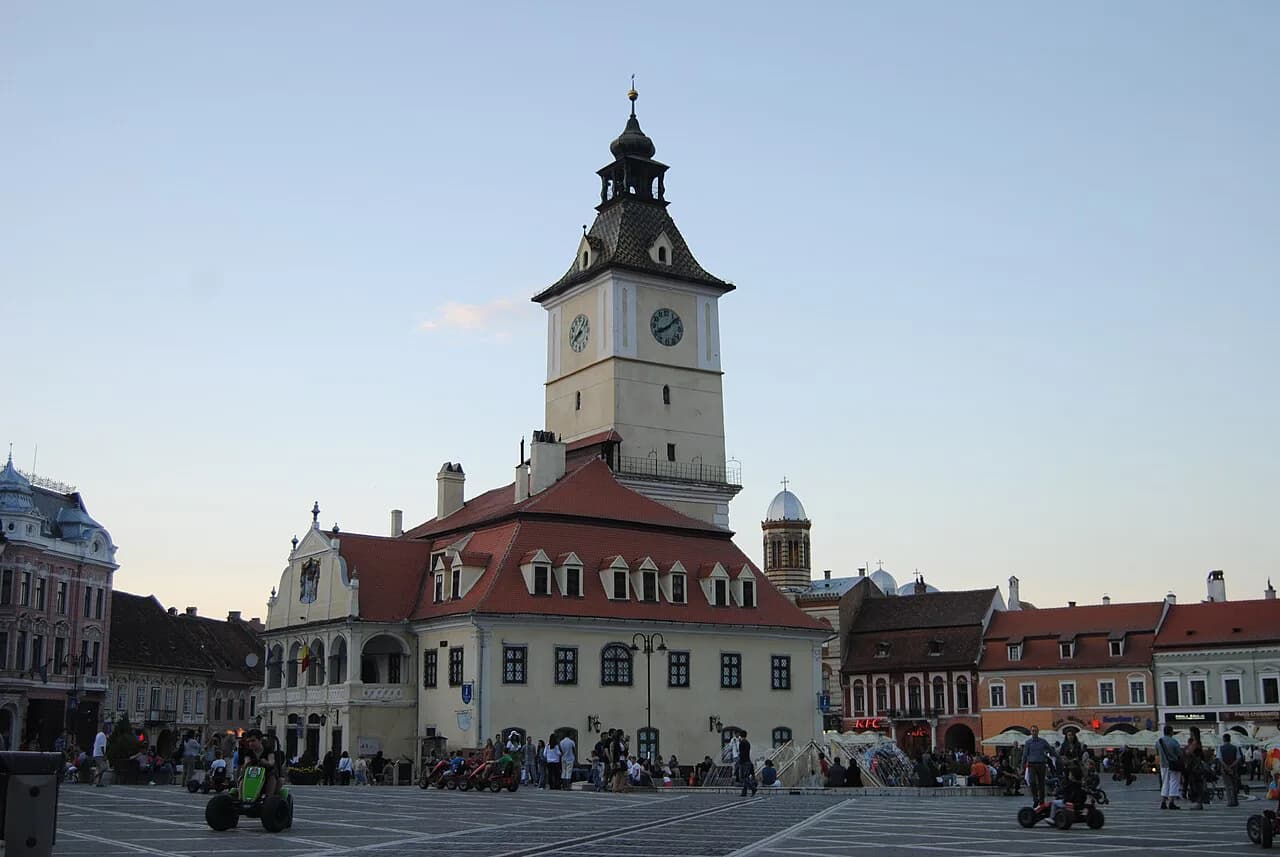 Brașov History: What to Look For as You Walk the Old Town