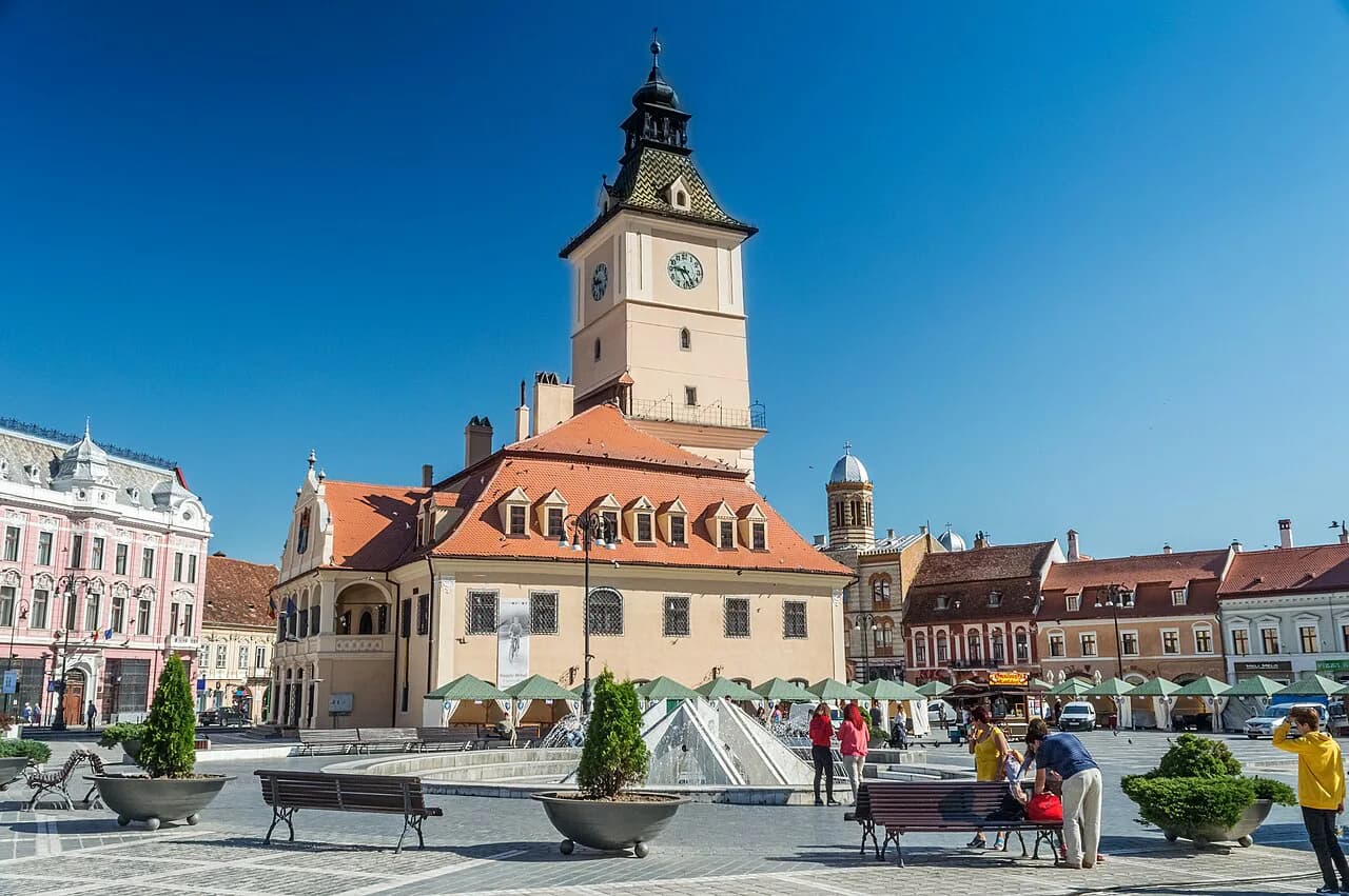 Brașov Walking Tour: A Self-Guided Route, Stop by Stop