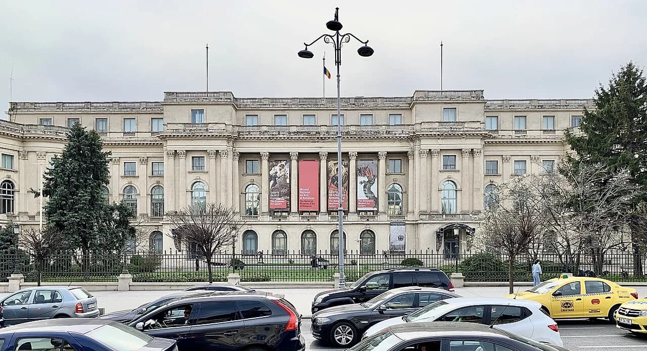 Bucharest Palaces: Royal Palace, Palace of the Parliament and What You Can Actually Visit
