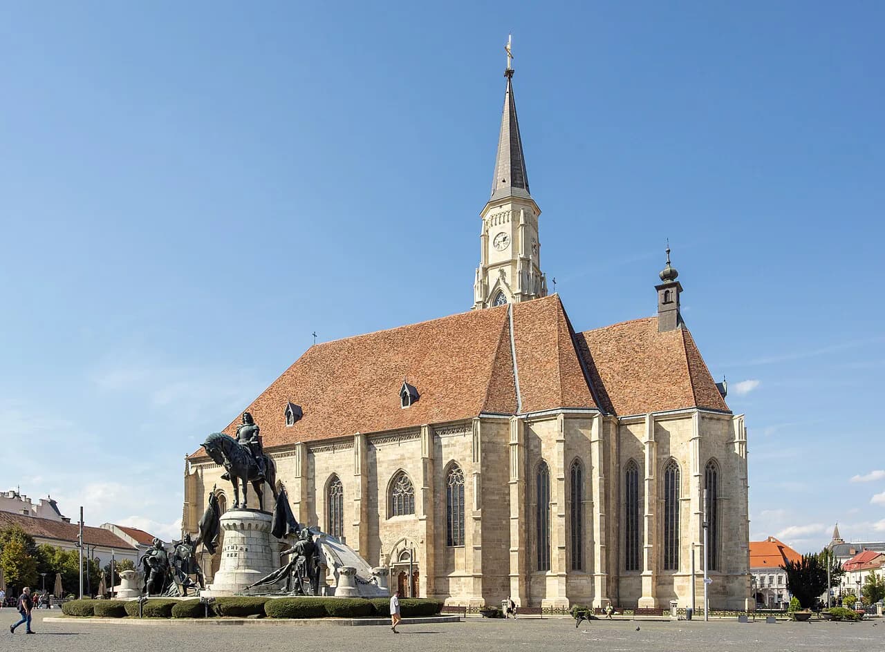 Cluj Architecture: Gothic, Baroque and Art Nouveau on Foot