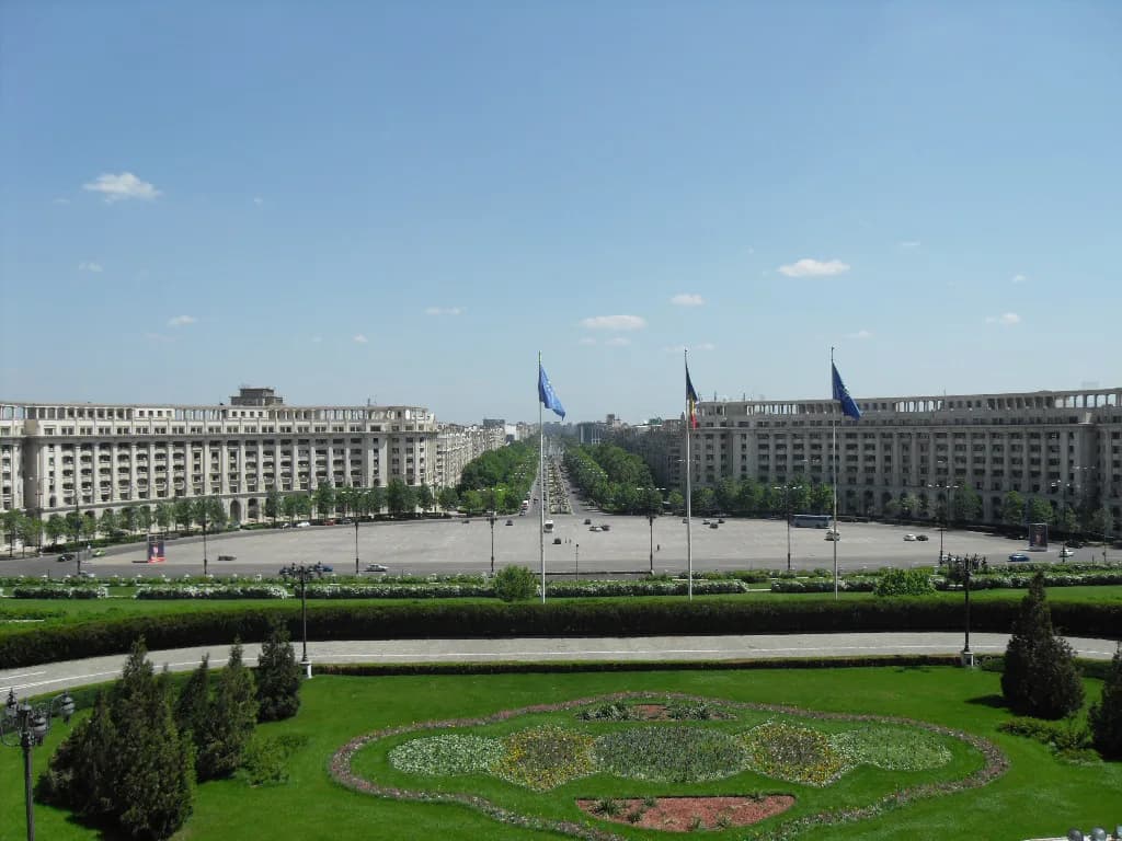 Bucharest Communism Tours: Museum Visits and Walking Tours