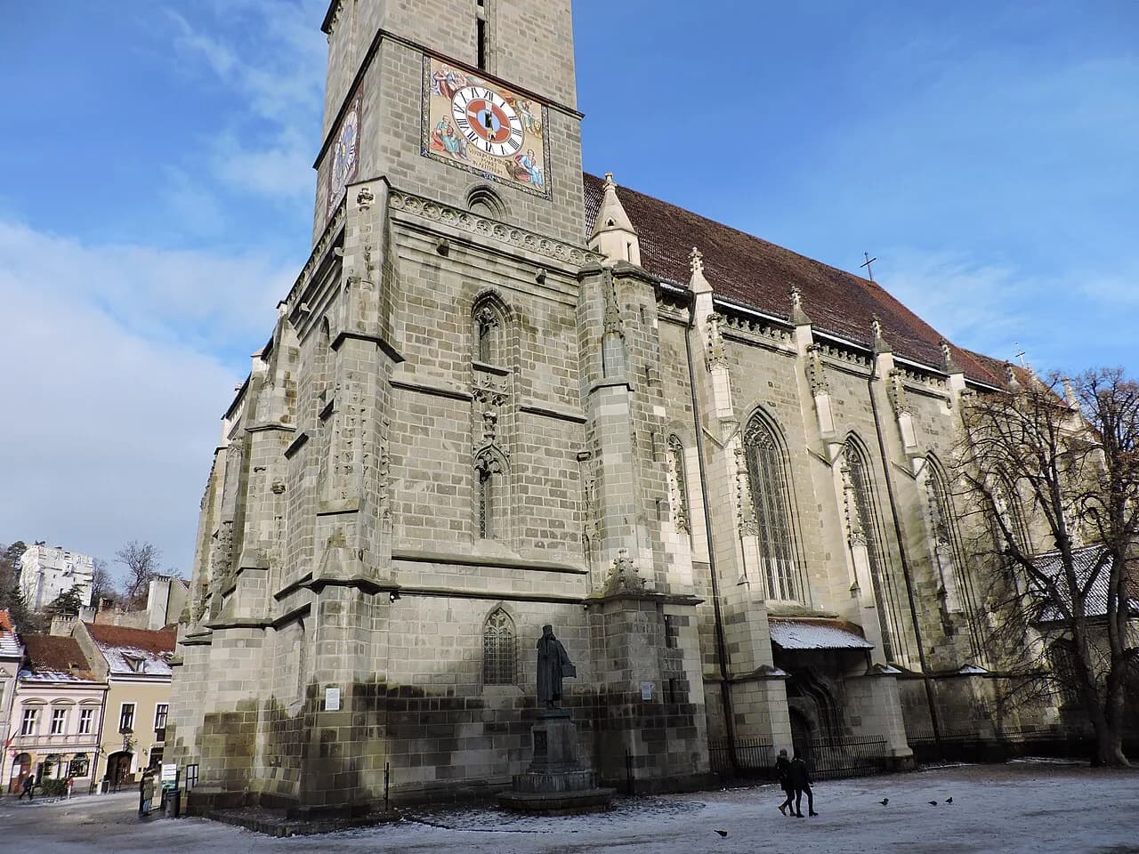 Brașov sightseeing: which sights to book and which are free