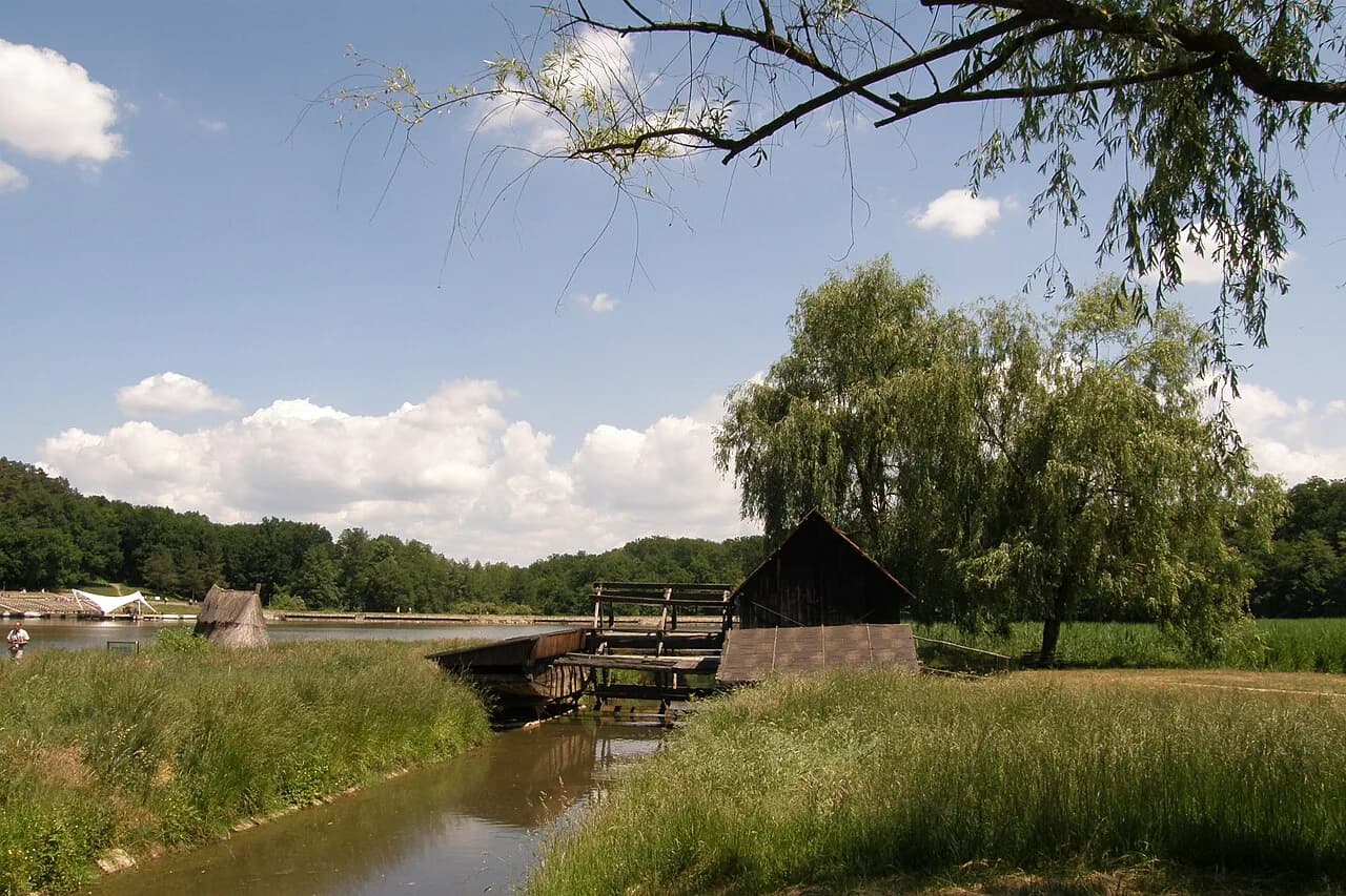 Sibiu sightseeing: plan the squares, towers and forest museum