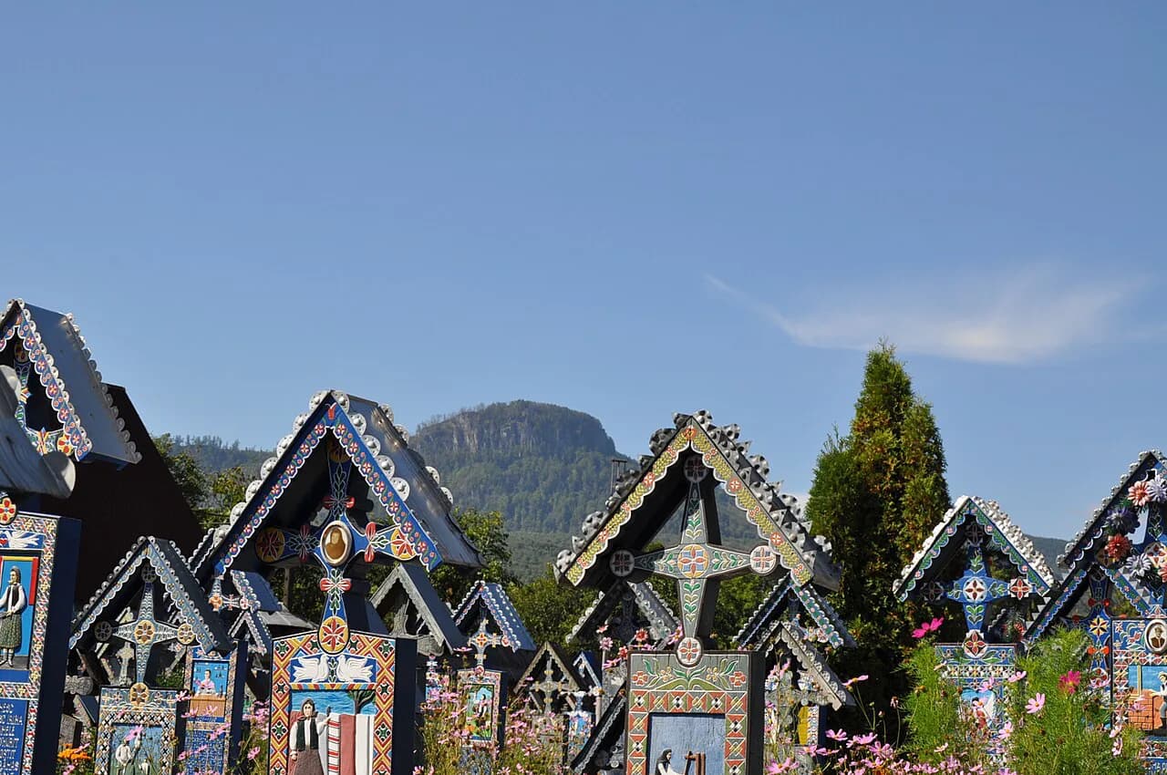 Merry Cemetery, Săpânța: Painted Crosses and What to Expect