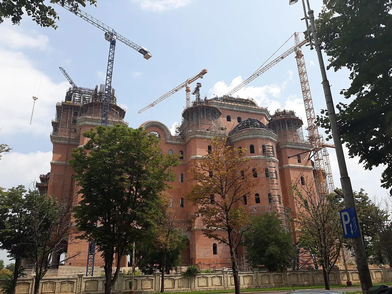People's Salvation Cathedral, Bucharest: Visitor Guide