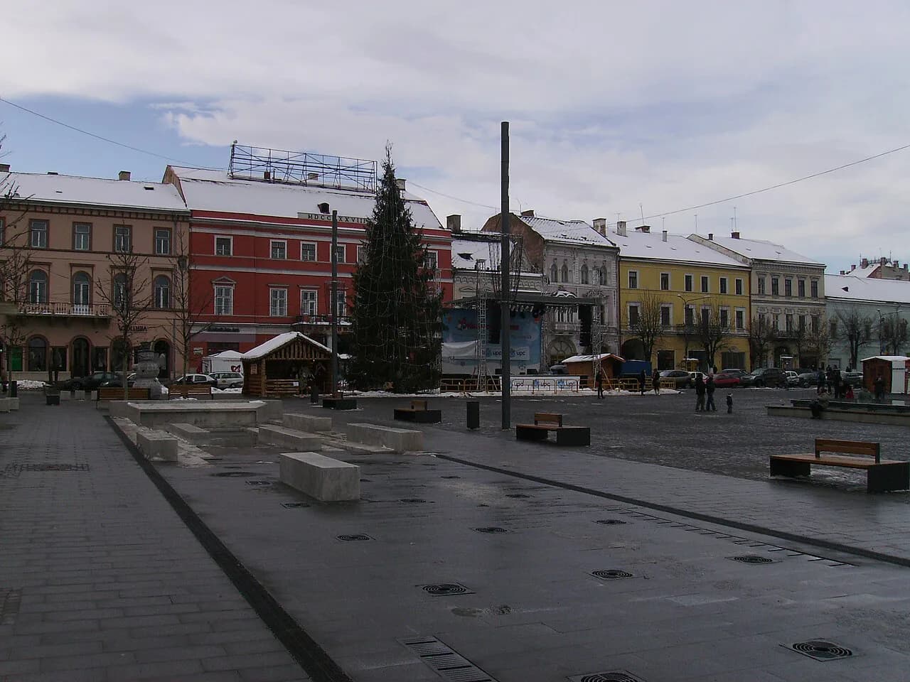Shopping in Cluj-Napoca: Iulius Mall and What to Buy