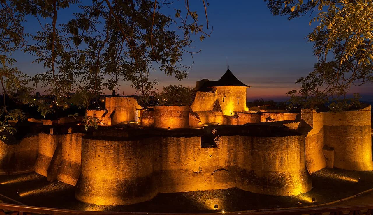 Suceava Citadel: Visiting the Seat Fortress of Suceava