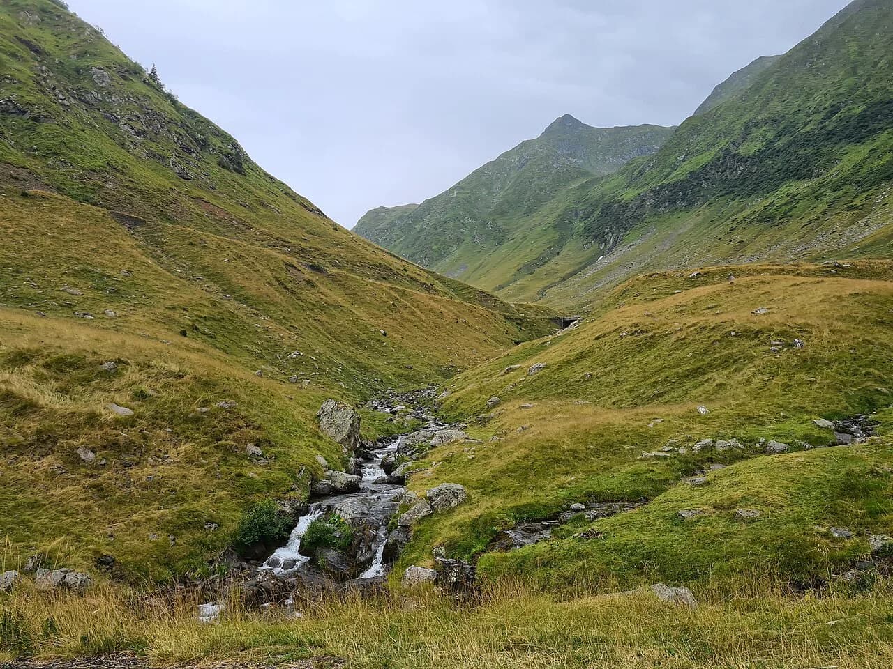Transfăgărășan Opening: When the Road Is Open and How to Check