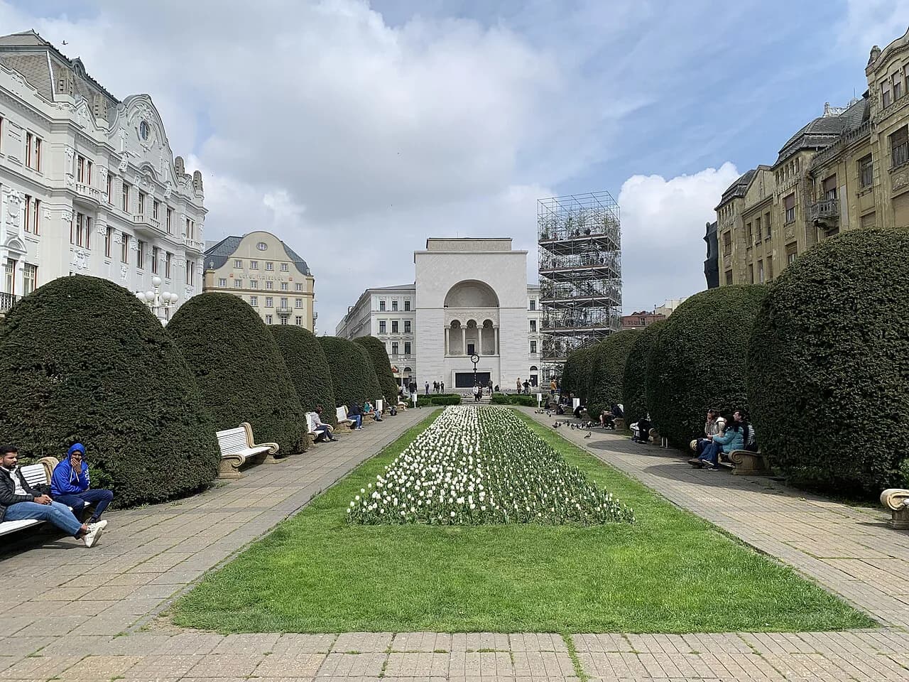 Victory Square Timișoara: What to See and How Long to Allow