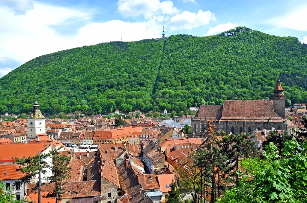 Brașov's old town beneath Tâmpa Hill.