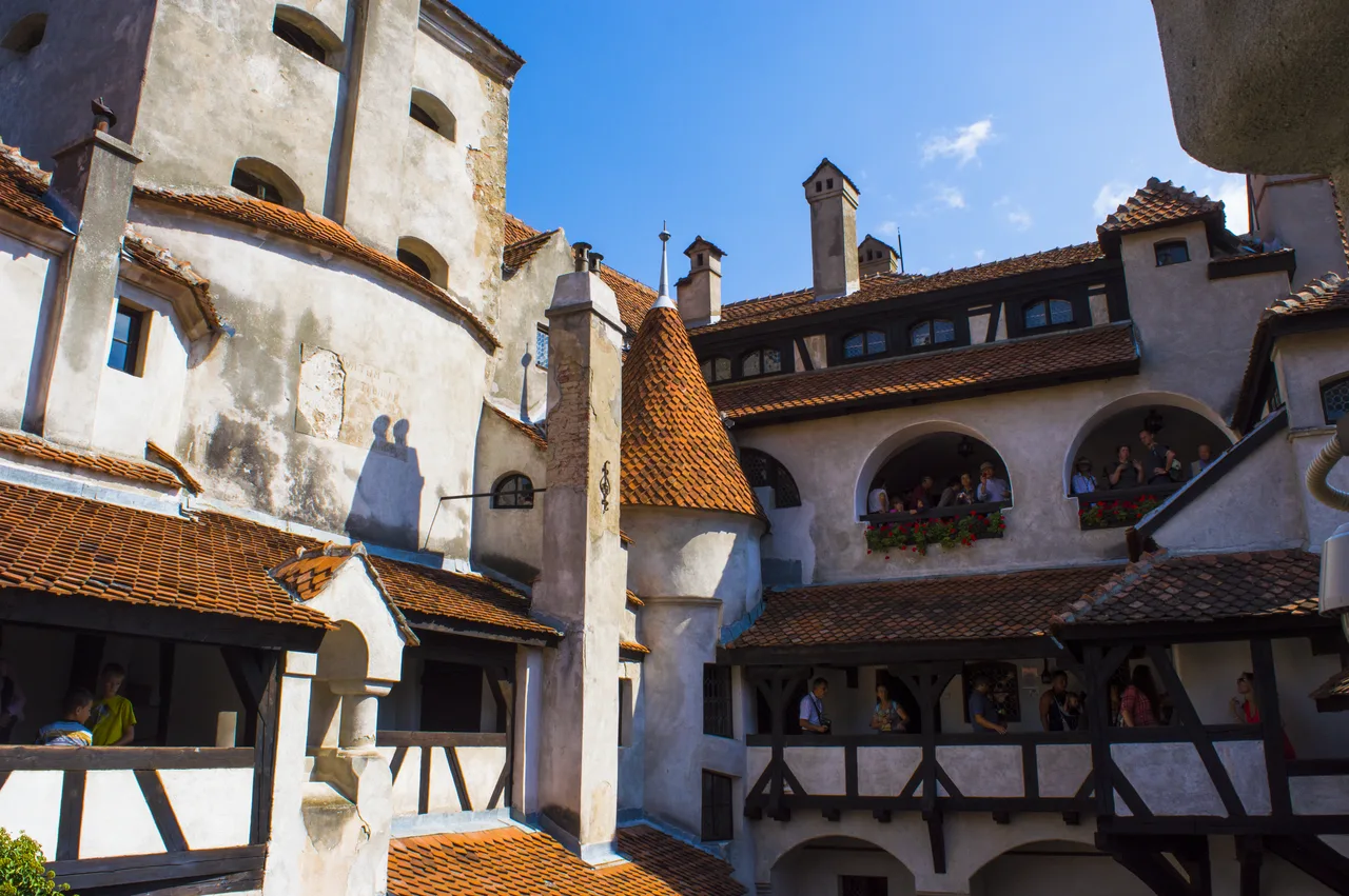 Courtyard of Bran Castle seen from a balcony.