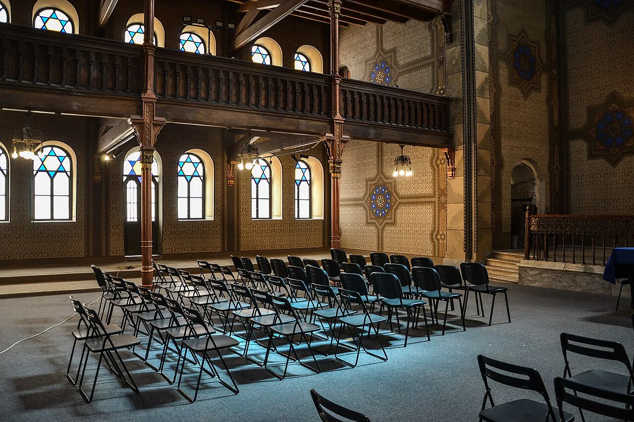 Inside the Cetate Synagogue, Timișoara.