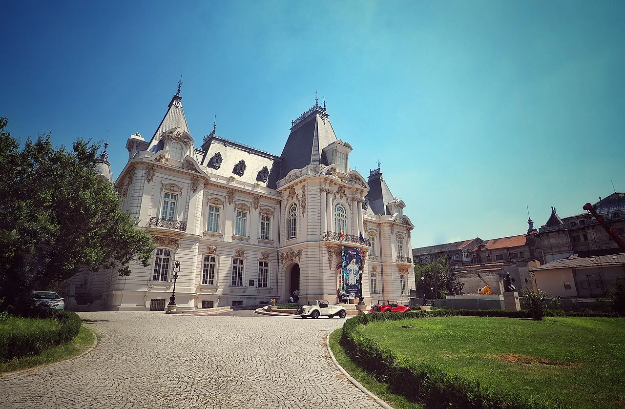 The Constantin Mihail Palace, home of the Craiova Art Museum.