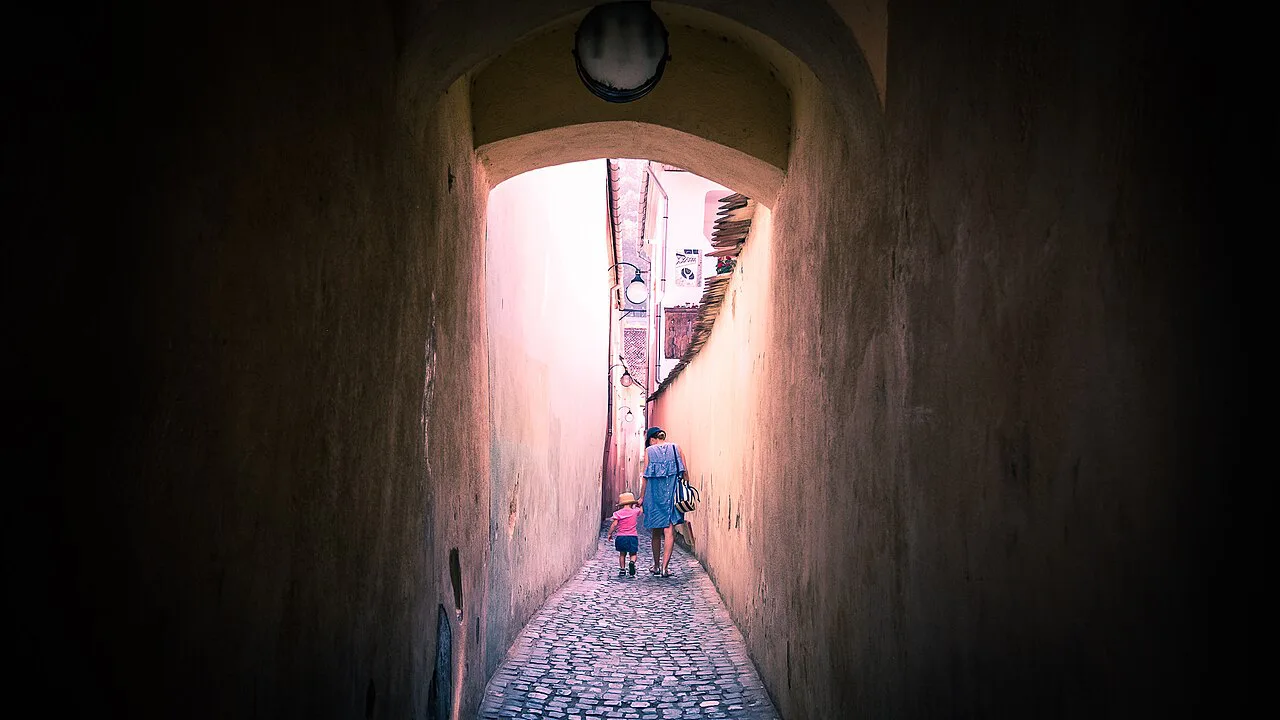 Strada Sforii (Rope Street), Brașov.