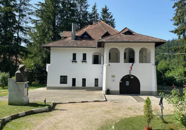 Vila Luminiș, George Enescu's memorial house in Sinaia.