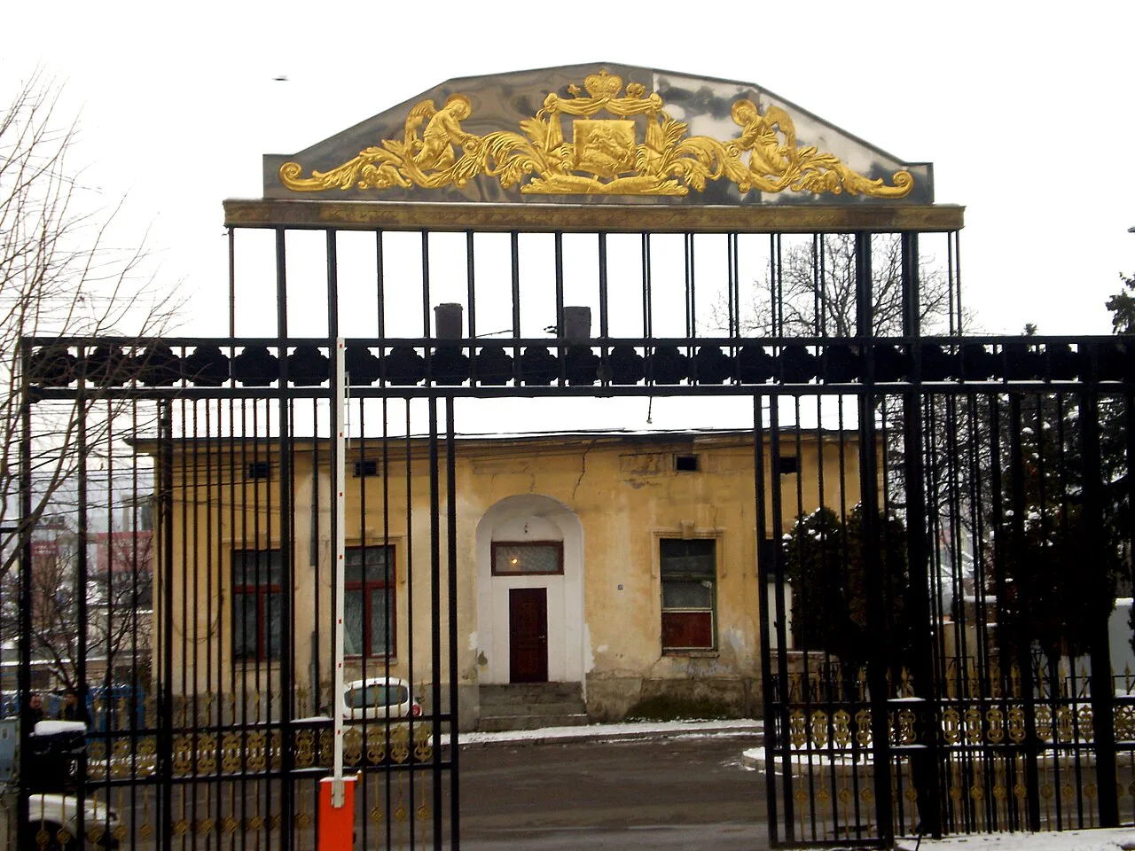 The gate to the Metropolitan Cathedral courtyard, Iași.