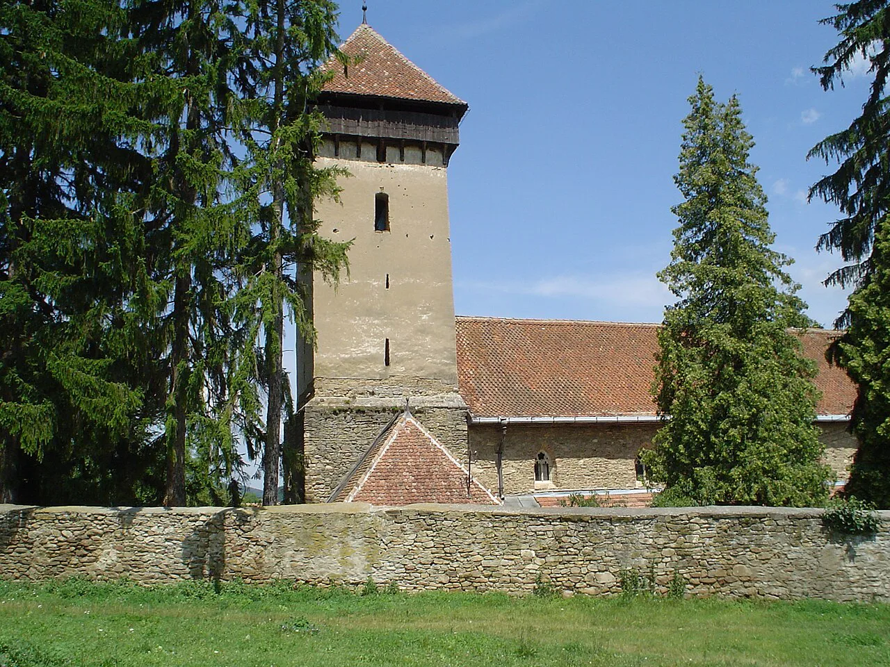 Saxon fortified church in Mălâncrav.