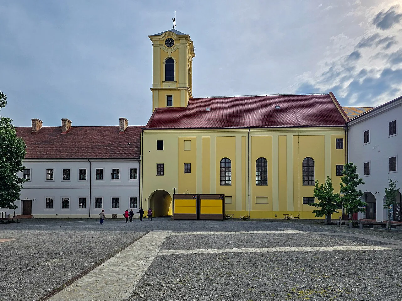 The courtyard and church inside Oradea Fortress.