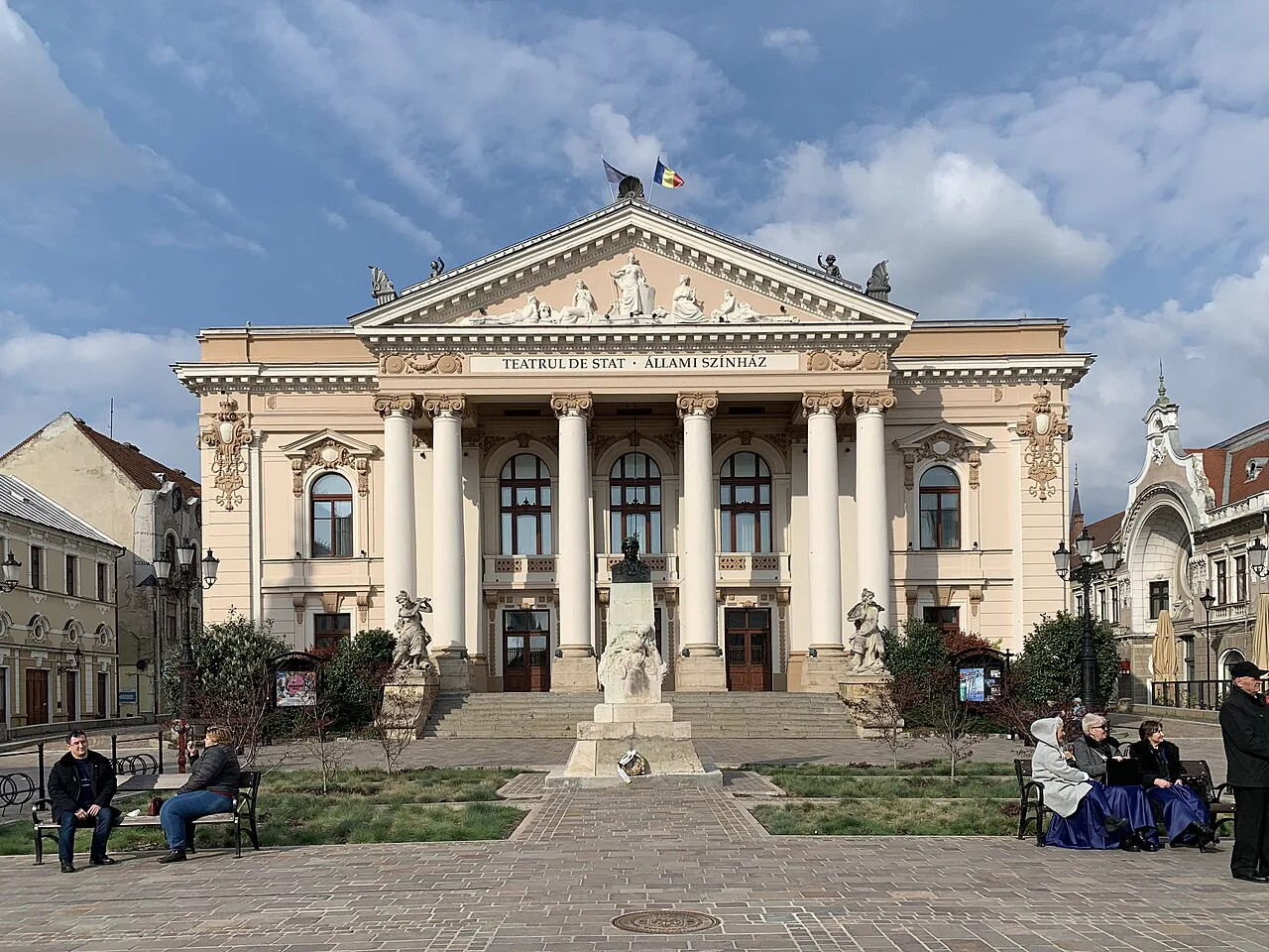 The Oradea State Theatre on Piața Regele Ferdinand.
