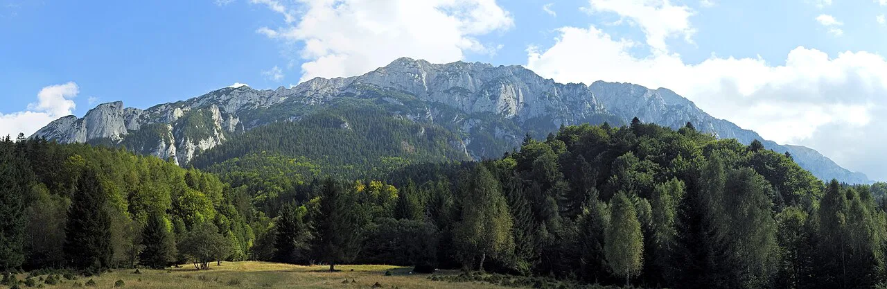 The western face of the Piatra Craiului Mountains.