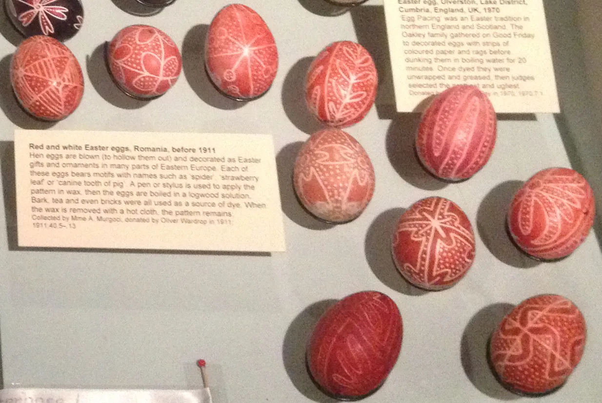 Red and white Romanian Easter eggs from before 1911 on display in Oxford.