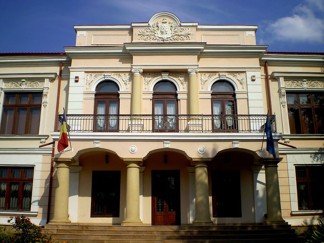 The front of Pogor House, the Romanian Literature Museum in Iași.