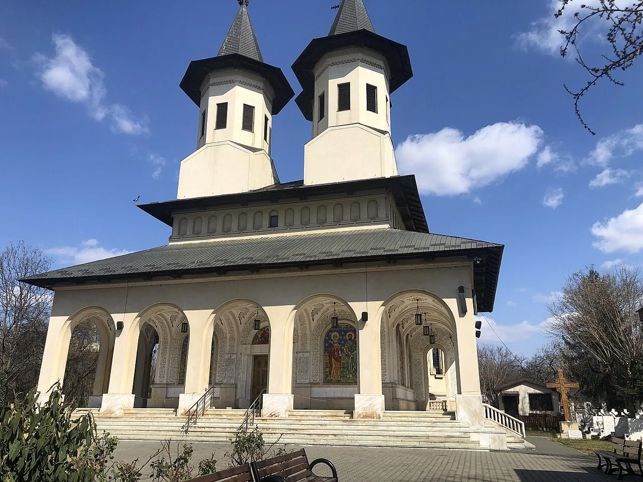Church of the Heroes of the December 1989 Revolution in Bucharest.