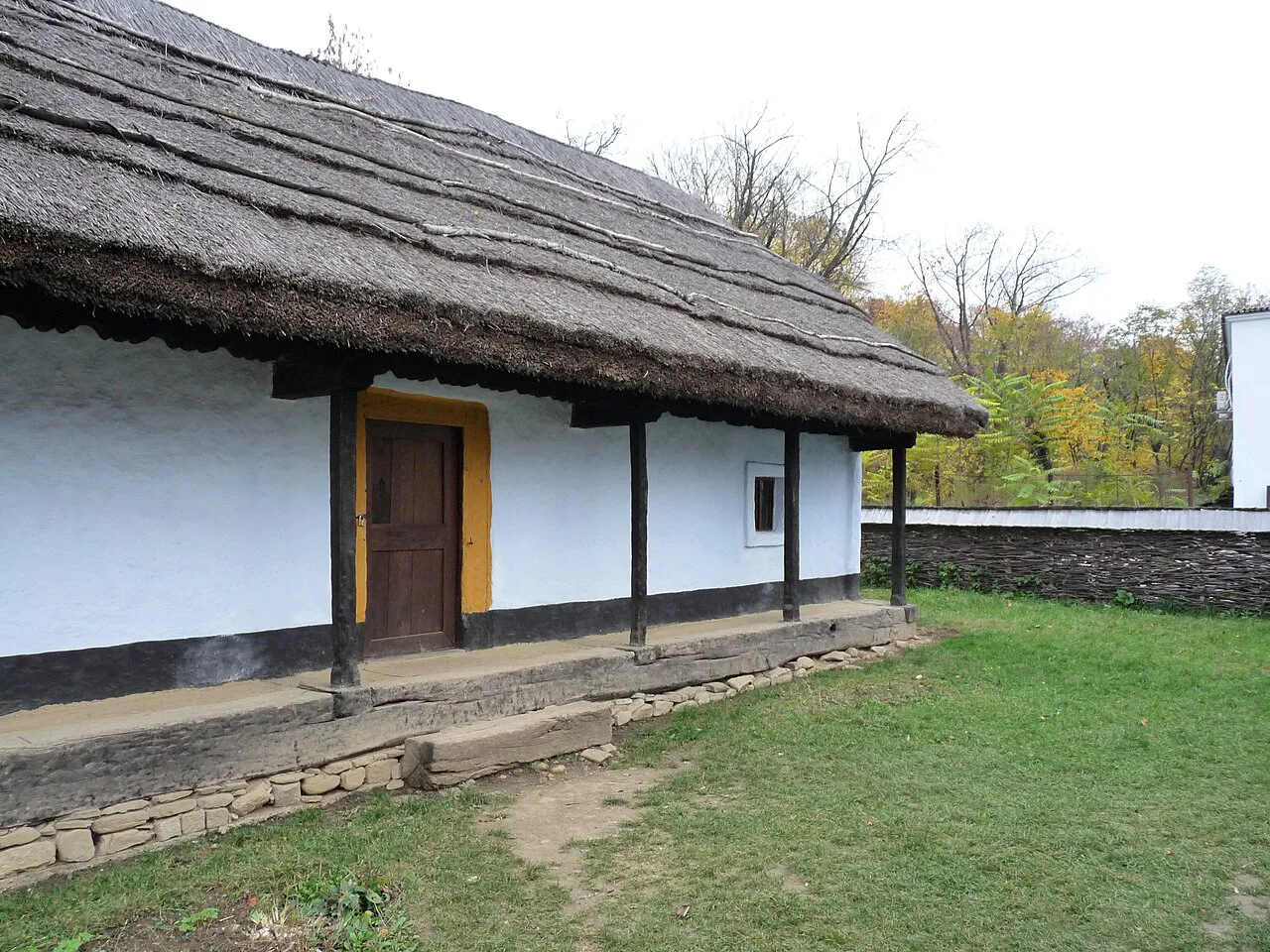 An 18th-century farmhouse from Chereluș at the Village Museum (Muzeul Satului), Bucharest.