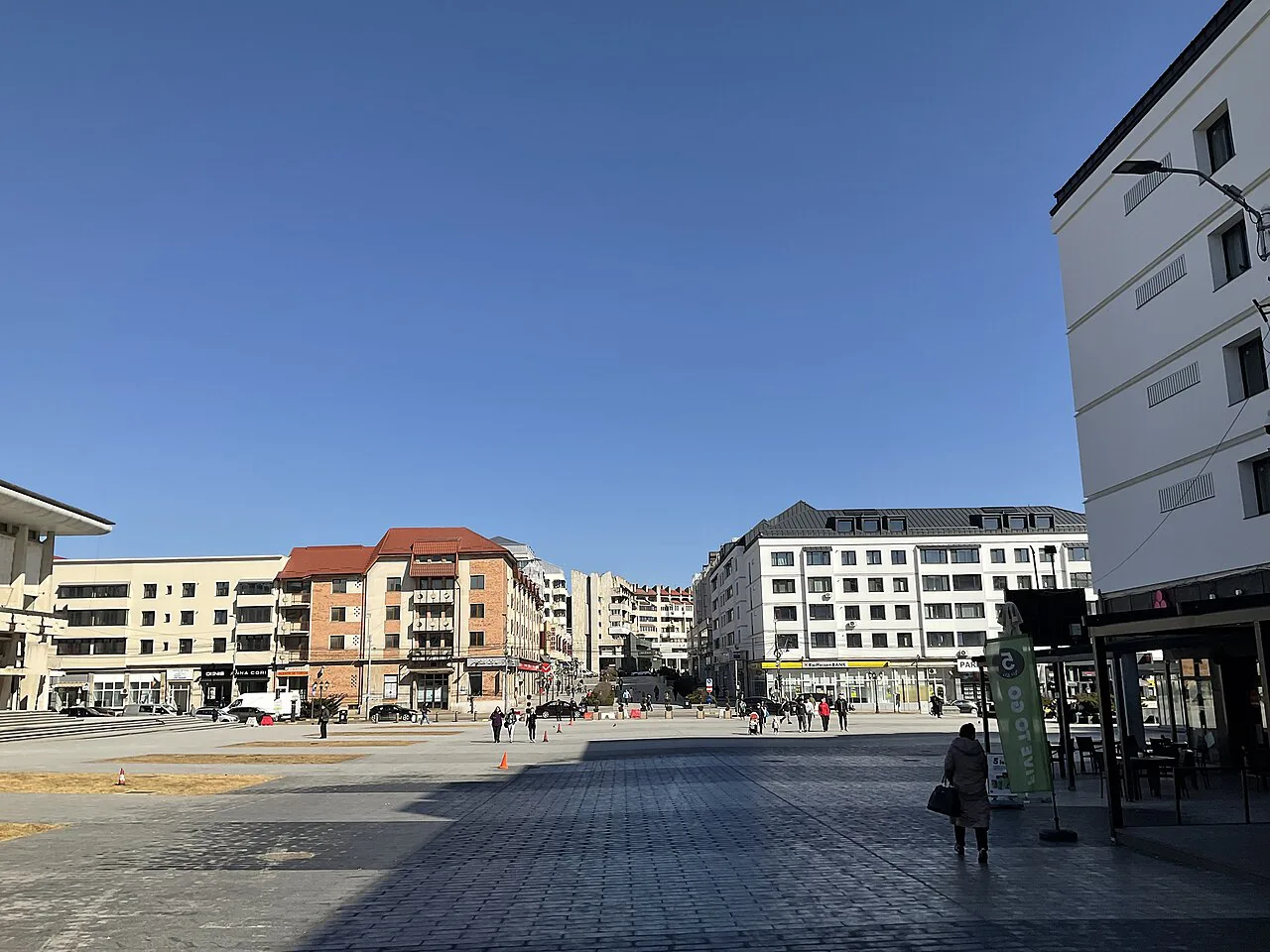 Piața 22 Decembrie in central Suceava.