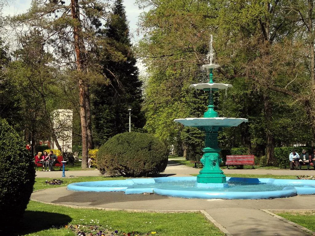 Fountain in the Public Garden of Târgu Jiu.
