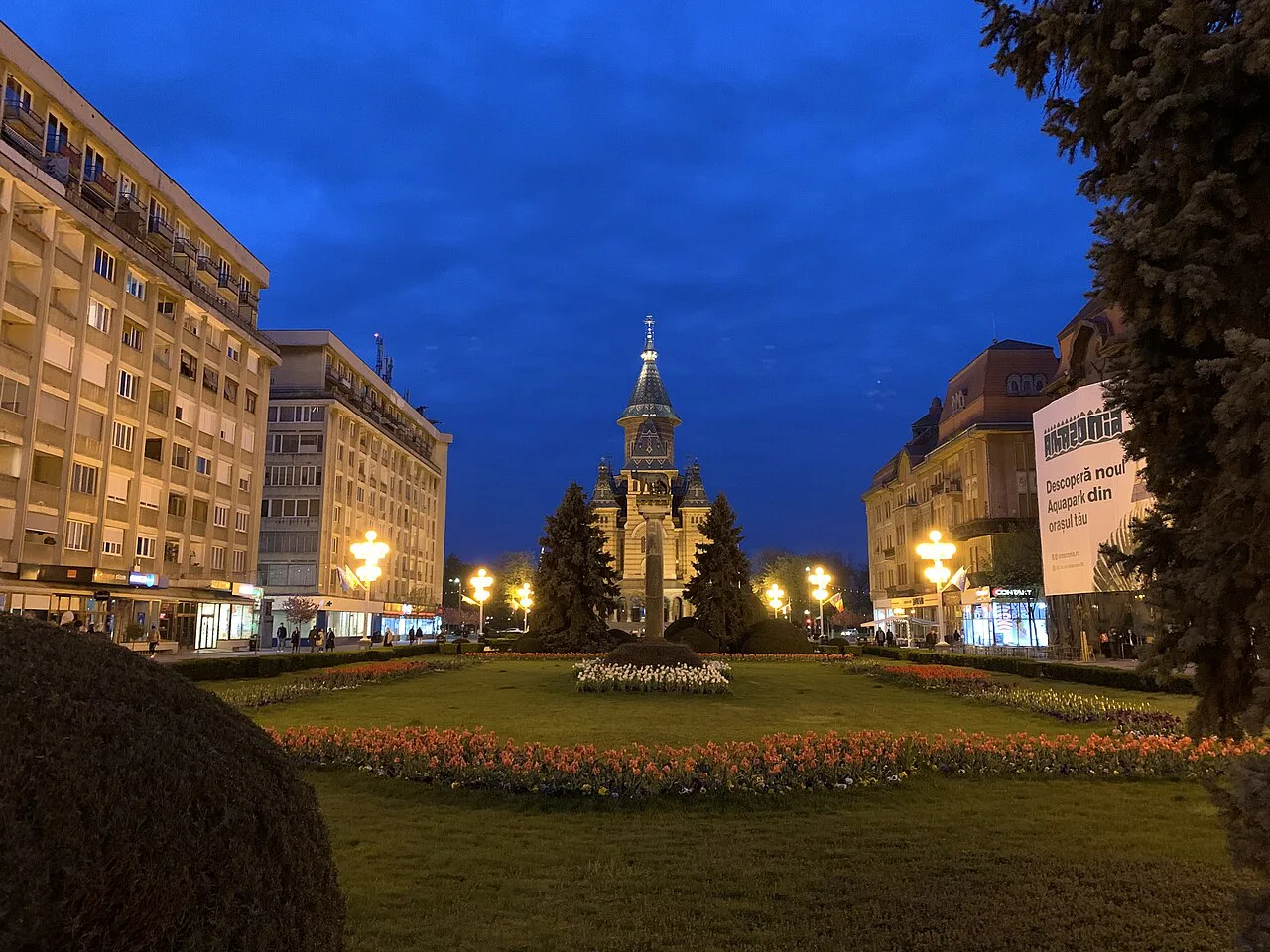 Piața Victoriei and the Metropolitan Cathedral at dusk, Timișoara.