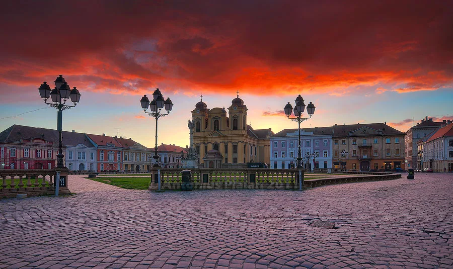 Piața Unirii at sunrise, Timișoara.