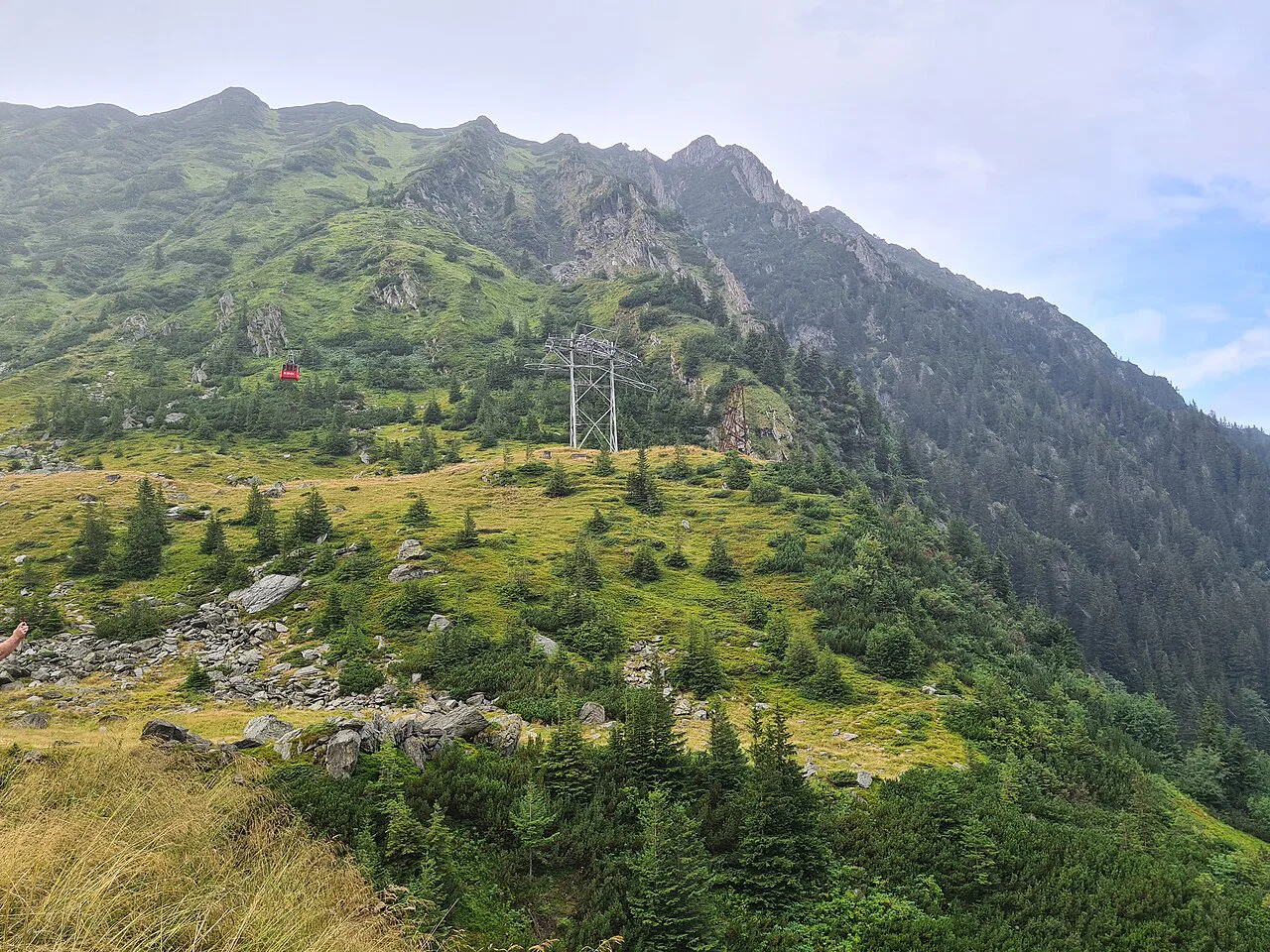 Mountain slopes beside the Transfăgărășan.