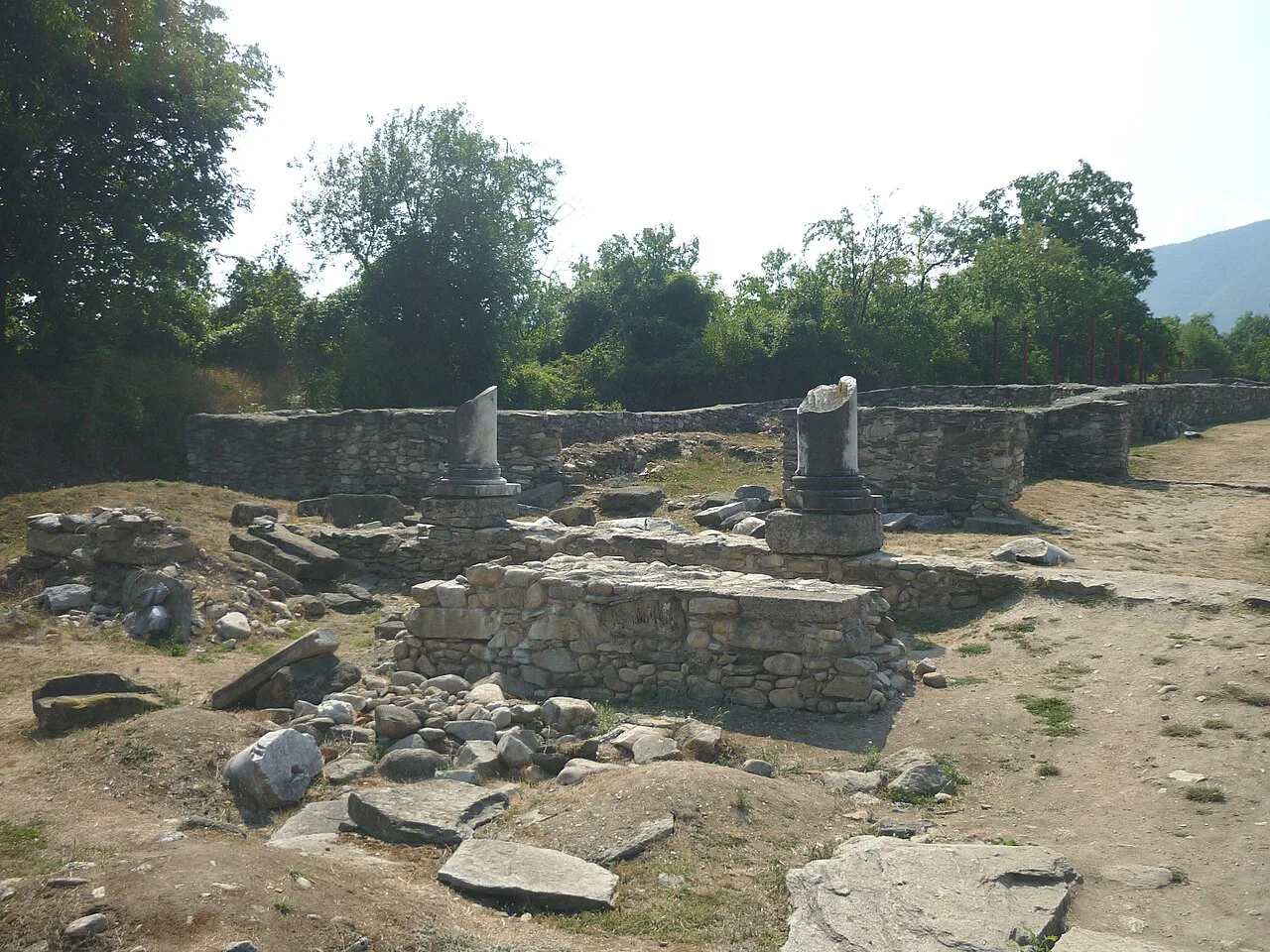 Excavated ruins at Ulpia Traiana Sarmizegetusa.