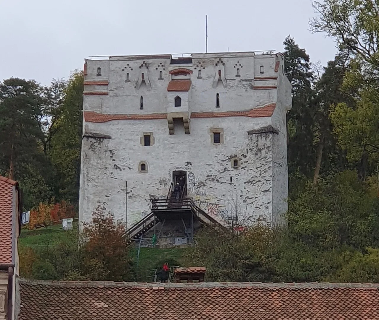 The White Tower above Brașov's old town.
