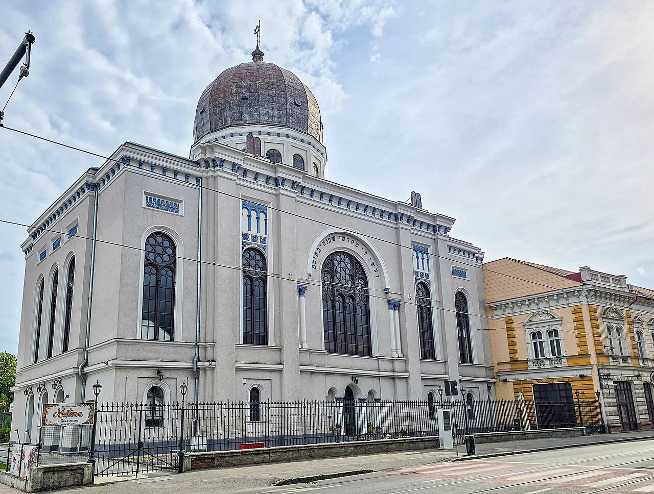 The Neolog Synagogue, Oradea.